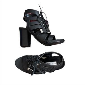 Steve Madden Lace up buckle block heels